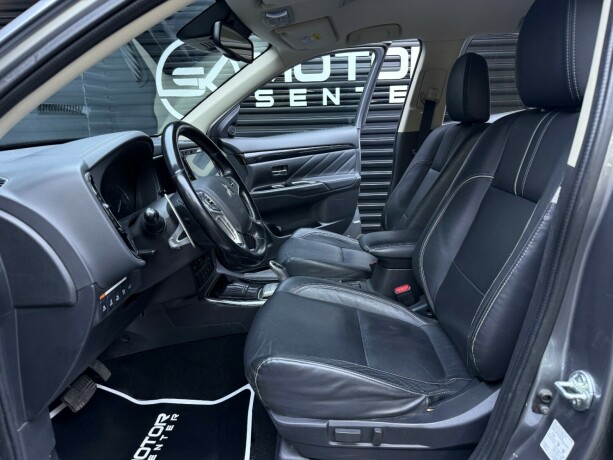 mitsubishi-outlander-elektrisitetbensin-2018-big-26