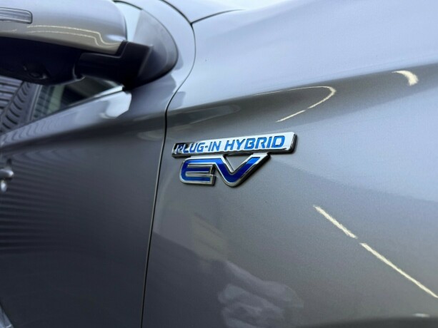 mitsubishi-outlander-elektrisitetbensin-2018-big-5