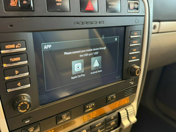 porsche-cayenne-bensin-2007-big-23