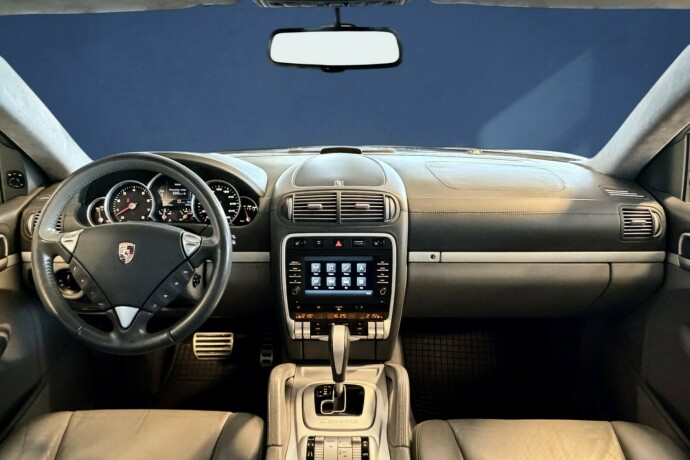 porsche-cayenne-bensin-2007-big-13