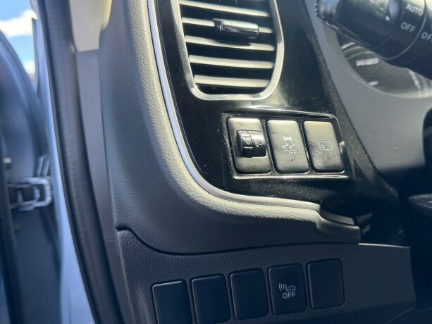 mitsubishi-outlander-elektrisitetbensin-2014-big-8
