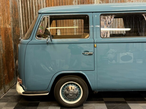 volkswagen-transporter-bensin-1972-big-12