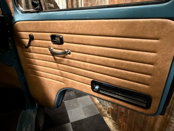 volkswagen-transporter-bensin-1972-big-26