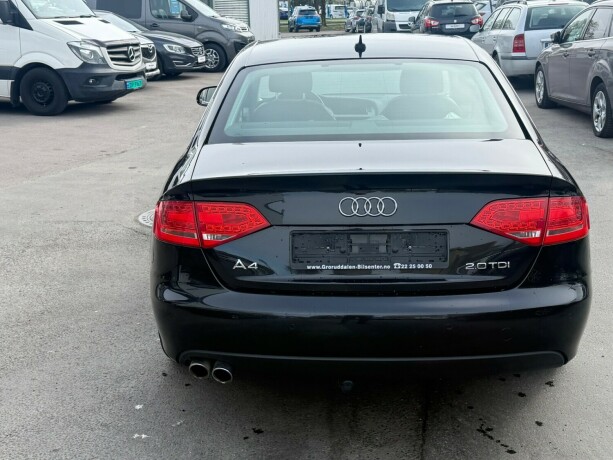 audi-a4-diesel-2010-big-31
