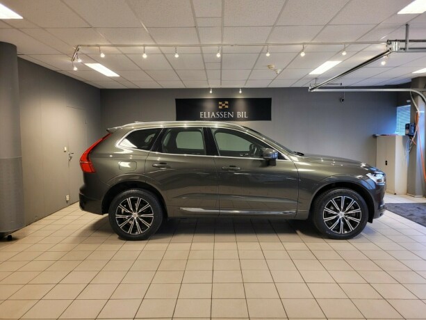 volvo-xc-60-elektrisitetbensin-2018-big-3