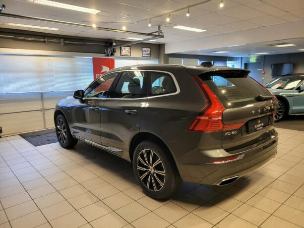 volvo-xc-60-elektrisitetbensin-2018-big-6