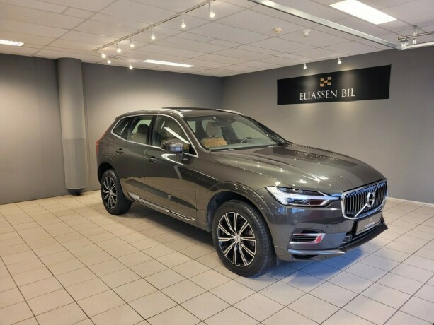 volvo-xc-60-elektrisitetbensin-2018-big-0