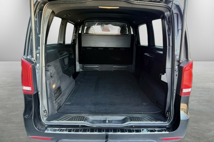 mercedes-benz-v-klasse-diesel-2020-big-31