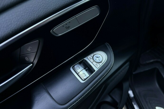 mercedes-benz-v-klasse-diesel-2020-big-25