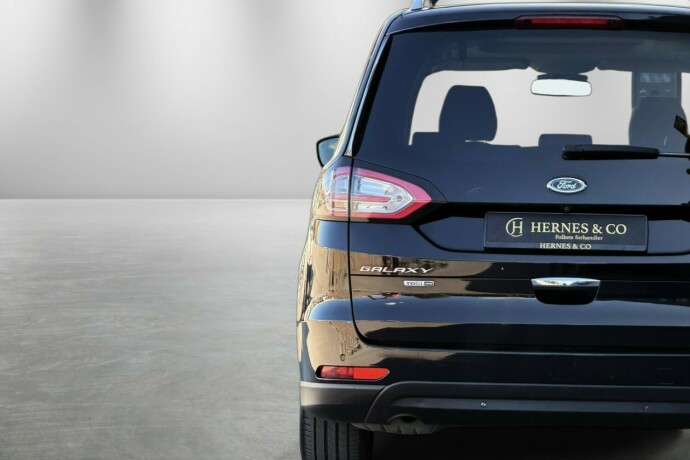 ford-galaxy-diesel-2016-big-9