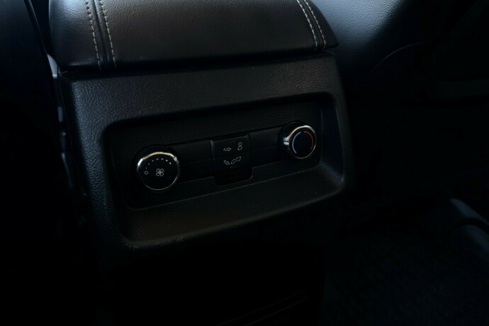 ford-galaxy-diesel-2016-big-40