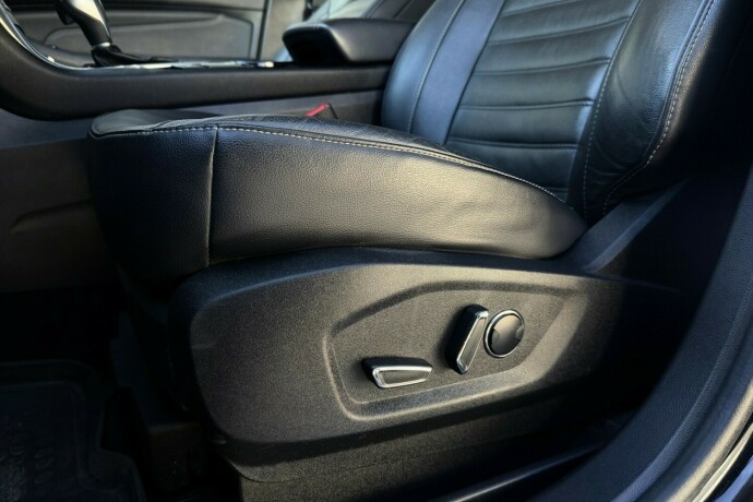 ford-galaxy-diesel-2016-big-15
