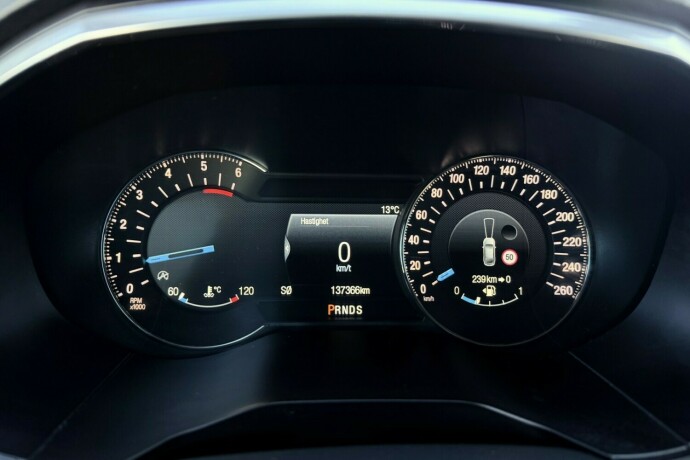 ford-galaxy-diesel-2016-big-25