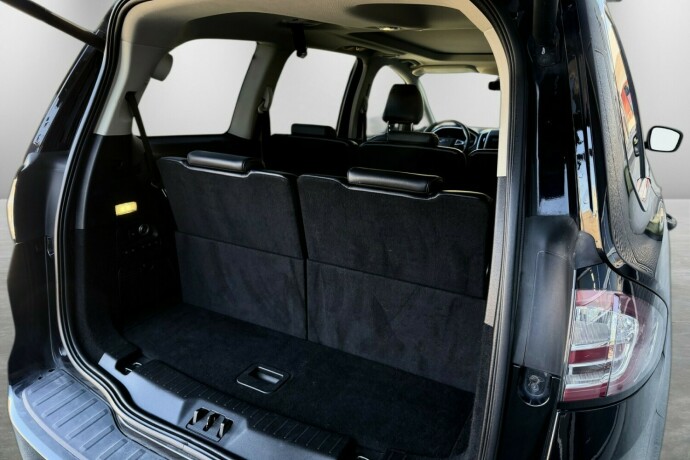 ford-galaxy-diesel-2016-big-11