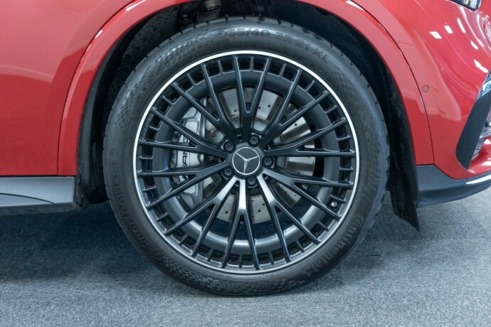 mercedes-benz-glc-bensin-2024-big-5