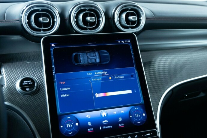 mercedes-benz-glc-bensin-2024-big-30
