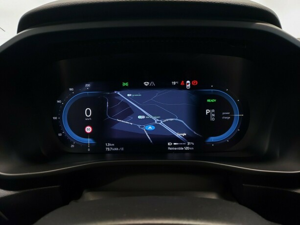 volvo-xc-40-elektrisitet-2022-big-33