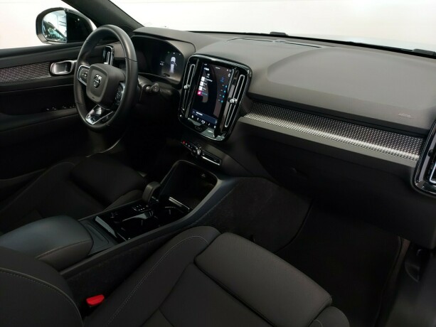 volvo-xc-40-elektrisitet-2022-big-22