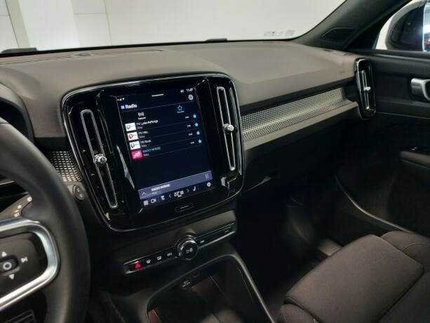 volvo-xc-40-elektrisitet-2022-big-43