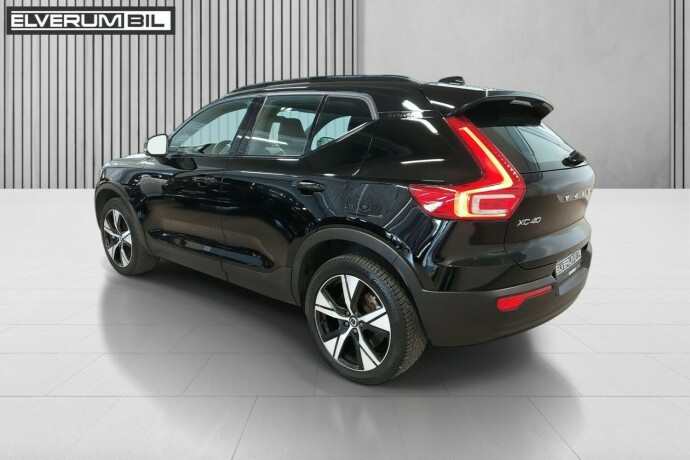 volvo-xc-40-elektrisitet-2022-big-5