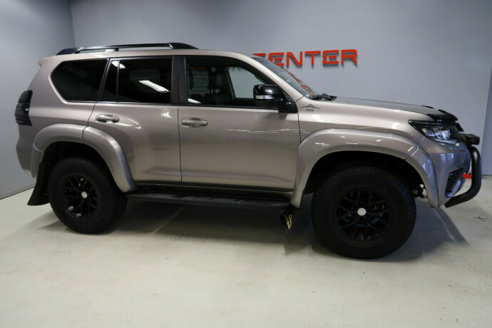 toyota-land-cruiser-diesel-2022-big-3