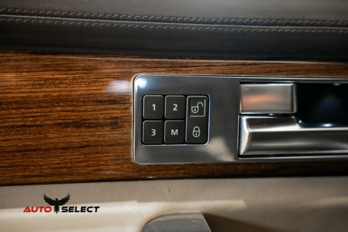 land-rover-discovery-diesel-2012-big-23