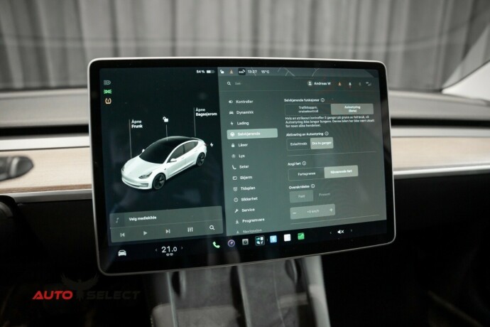 tesla-model-3-elektrisitet-2021-big-37