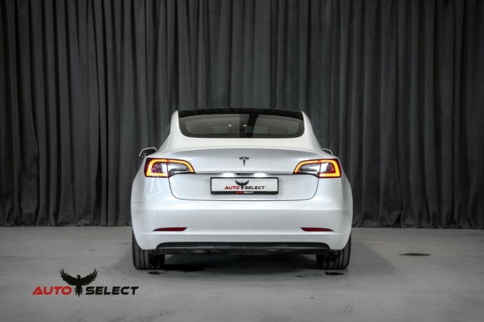 tesla-model-3-elektrisitet-2021-big-8