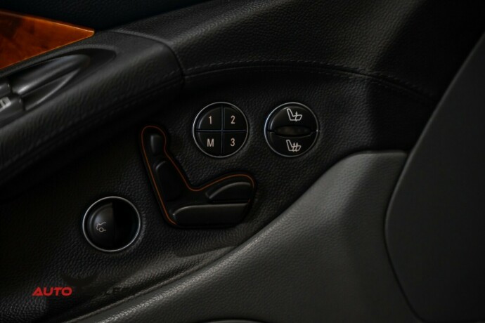 mercedes-benz-sl-bensin-2002-big-21