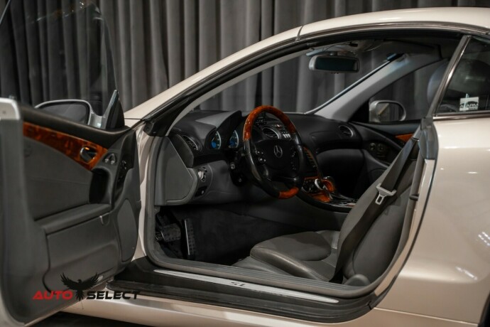 mercedes-benz-sl-bensin-2002-big-20