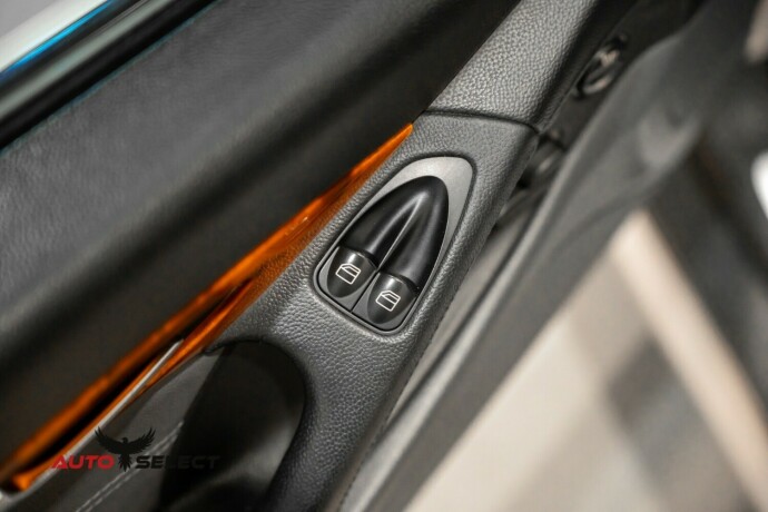 mercedes-benz-sl-bensin-2002-big-22