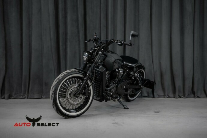 indian-scout-bobber-bensin-2017-big-2