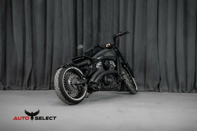 indian-scout-bobber-bensin-2017-big-6