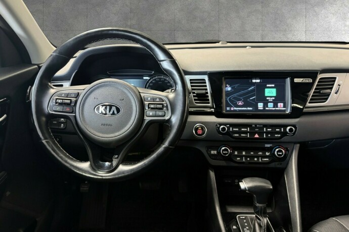 kia-niro-elektrisitetbensin-2018-big-10