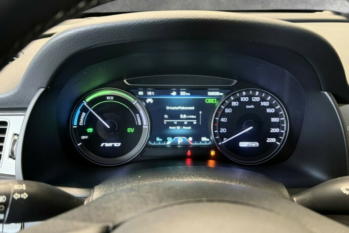 kia-niro-elektrisitetbensin-2018-big-16
