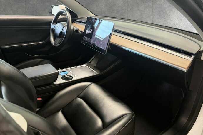 tesla-model-3-elektrisitet-2021-big-23