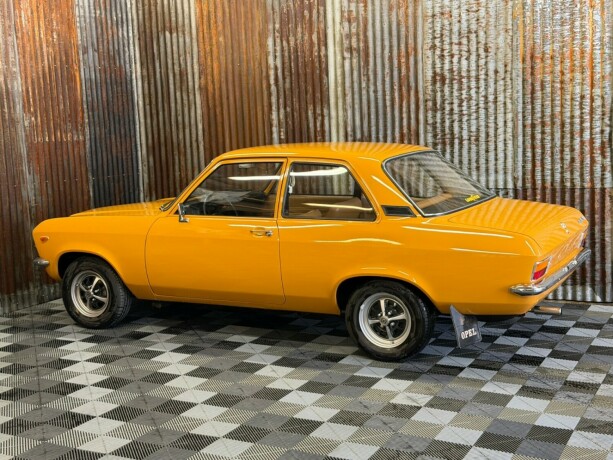 opel-ascona-bensin-1974-big-10
