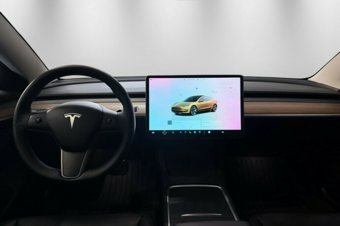 tesla-model-3-elektrisitet-2023-big-15