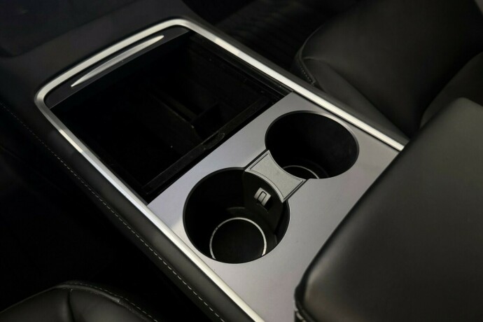 tesla-model-3-elektrisitet-2023-big-23