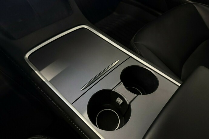 tesla-model-3-elektrisitet-2023-big-20