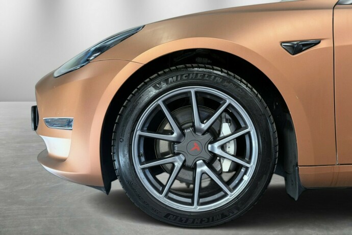tesla-model-3-elektrisitet-2023-big-4