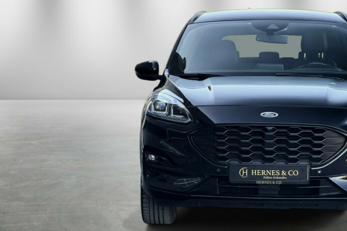 ford-kuga-elektrisitetbensin-2021-big-3