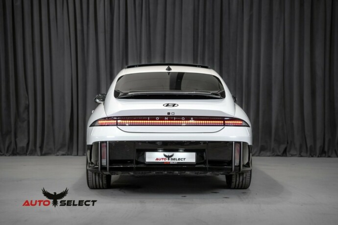 hyundai-ioniq-6-elektrisitet-2023-big-9
