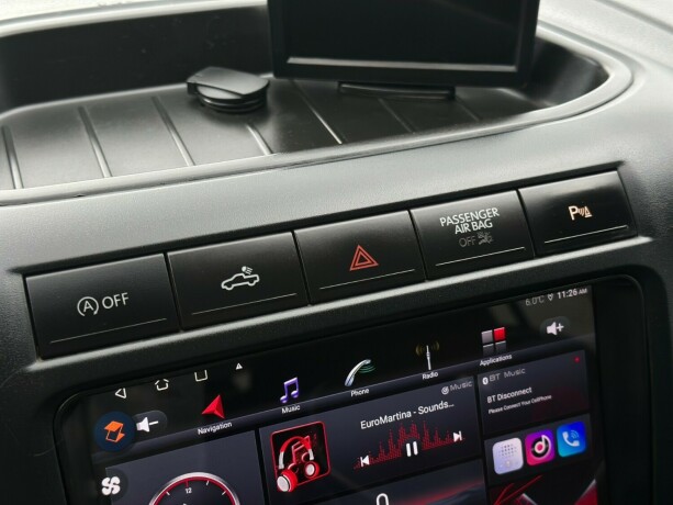 volkswagen-amarok-diesel-2013-big-17