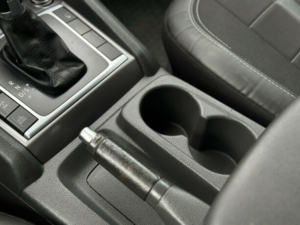 volkswagen-amarok-diesel-2013-big-14