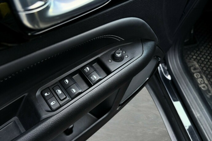 jeep-compass-elektrisitetbensin-2021-big-13