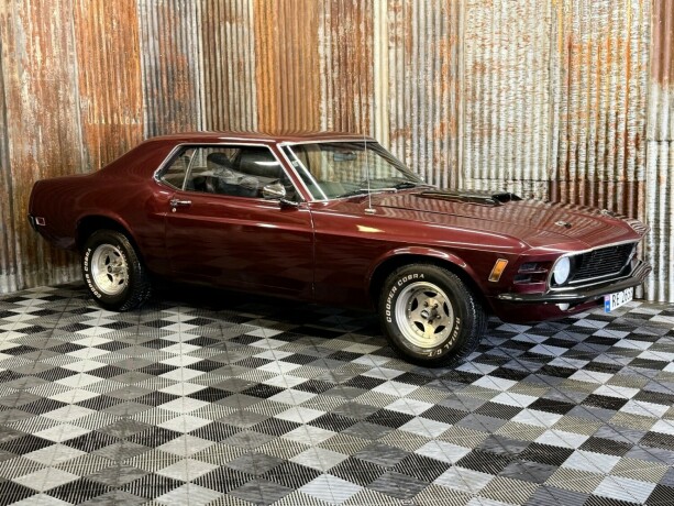 ford-mustang-bensin-1970-big-2