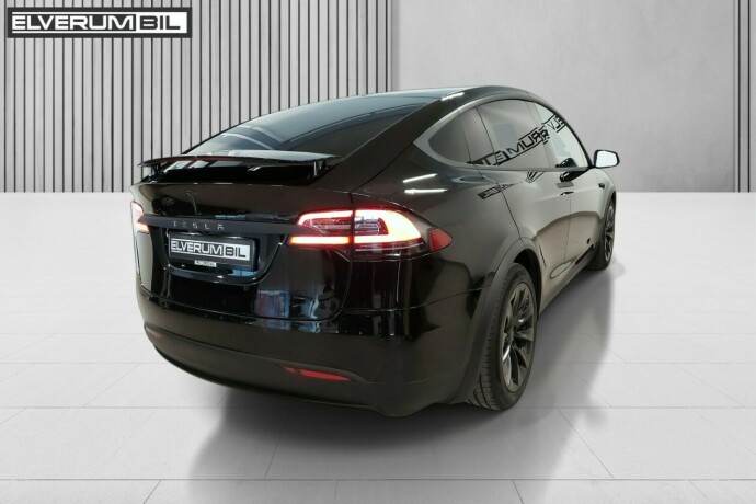 tesla-model-x-elektrisitet-2018-big-9