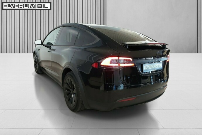 tesla-model-x-elektrisitet-2018-big-7
