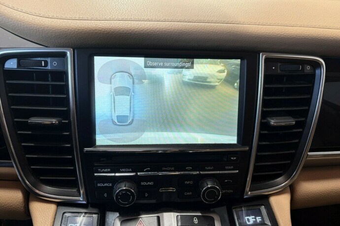 porsche-panamera-diesel-2012-big-16